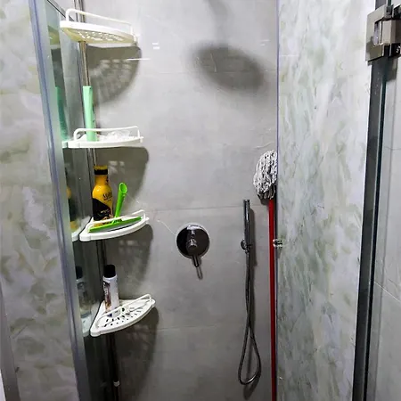 Near The Waves,durres