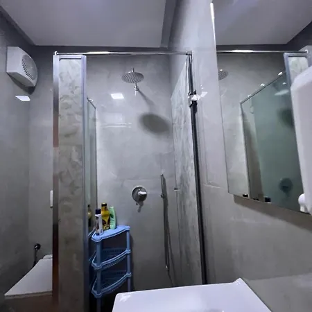 Apartment Near The Waves,durres *